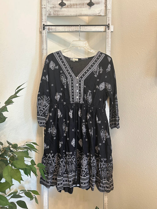 Black & White Dress